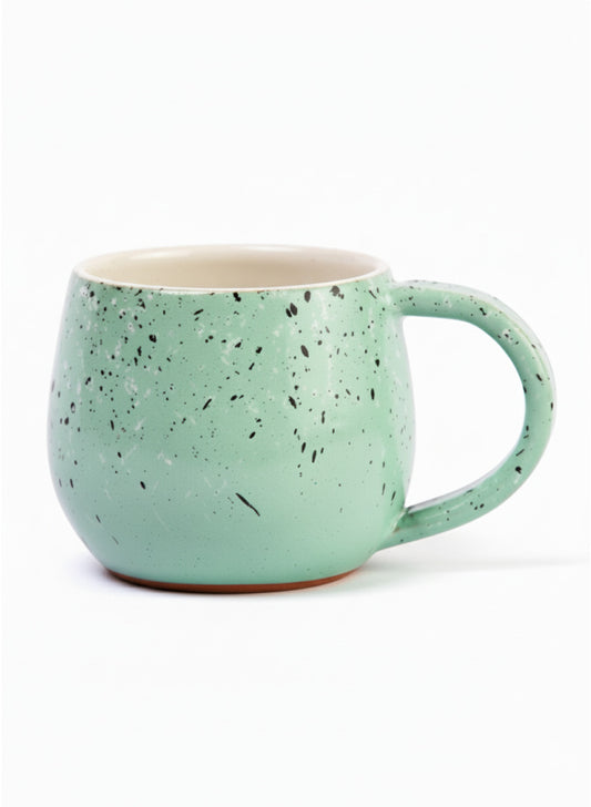 Mint Green Pottery Mug – Speckled Ceramic with Rounded Comfort Handle