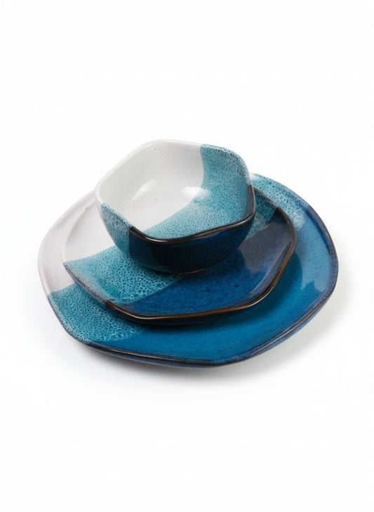 3-Piece Pottery Stoneware Dinner Set – Ocean Reactive Glaze, Organic Square Plates + Bowl